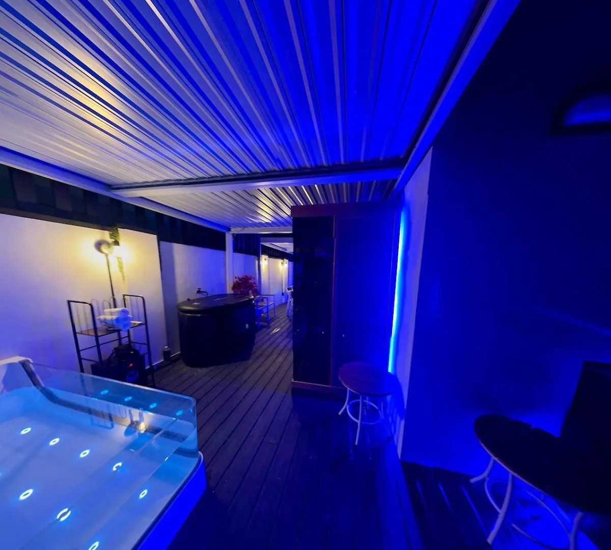 Luxury Villa With Private Spa Phoenix