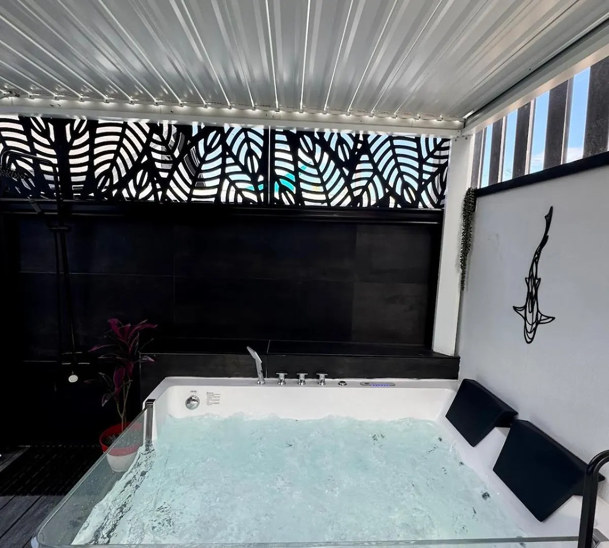 Luxury Villa With Private Spa Phoenix